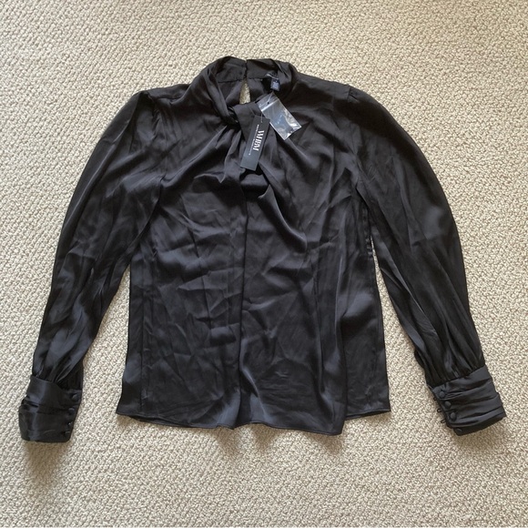 NEW White House Black Market Long Sleeve Twist Neck Satin Blouse Size 4 NWT - Picture 5 of 15